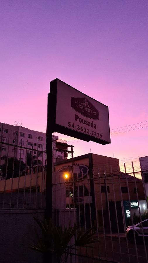 Hostel E Pousada Tiradentes 774 Passo Fundo Dış mekan fotoğraf